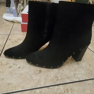 Shoeddazzle booties